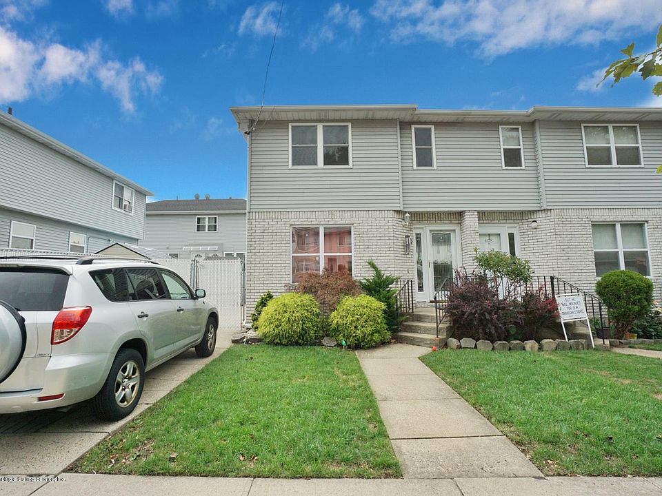 1st image of 406 Giffords Ln