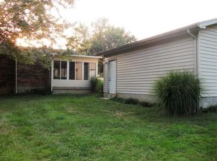 1050 New Castle Ct, New Castle, KY 40050