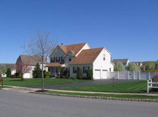 38 Winchester Ave, Hackettstown, NJ 07840