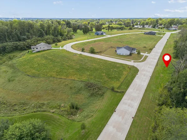 854 9th Ave N Lot 11, Clinton, IA 52732