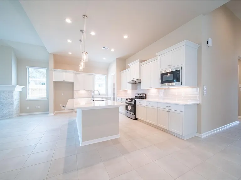 6007 Painted Plains Ln — Photo 7