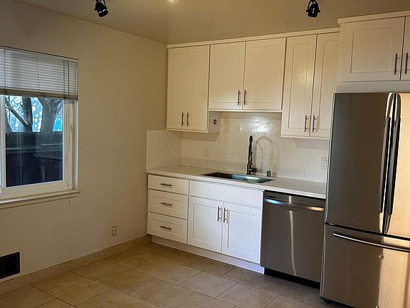 5th image of 540 E McKinley Ave