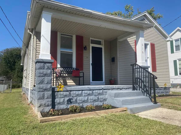 616 N 2nd St, Boonville, IN 47601