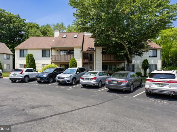 2108 The Woods, Cherry Hill, NJ 08003