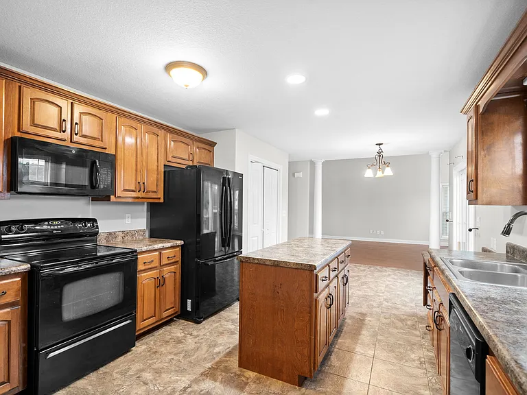 3499 Cayuse Way — Photo 10