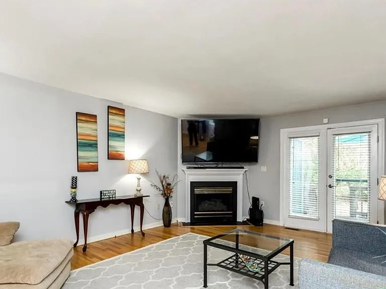 14607 Bass River Ct #D — Photo 6