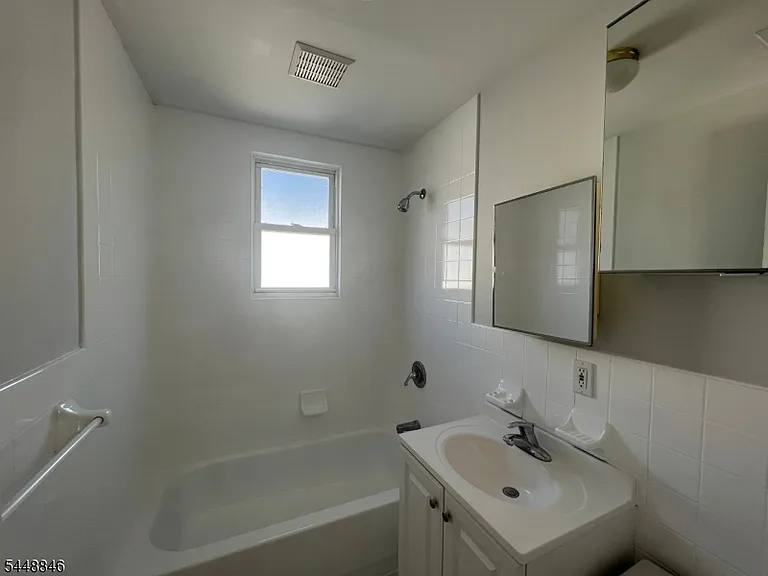 43 S Willow St #5 — Photo 10