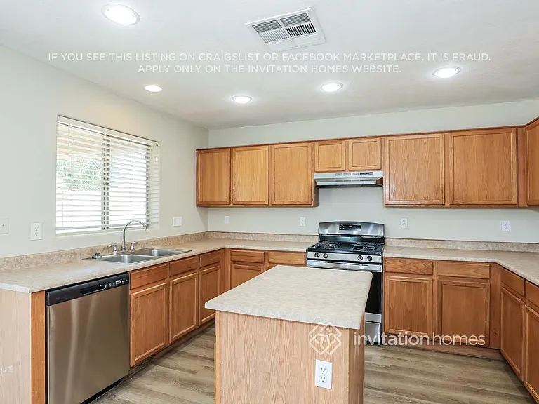 44119 W Snow Dr — Photo 7