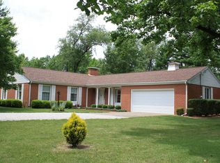 12 Bryan Ln, Salem, IL 62881