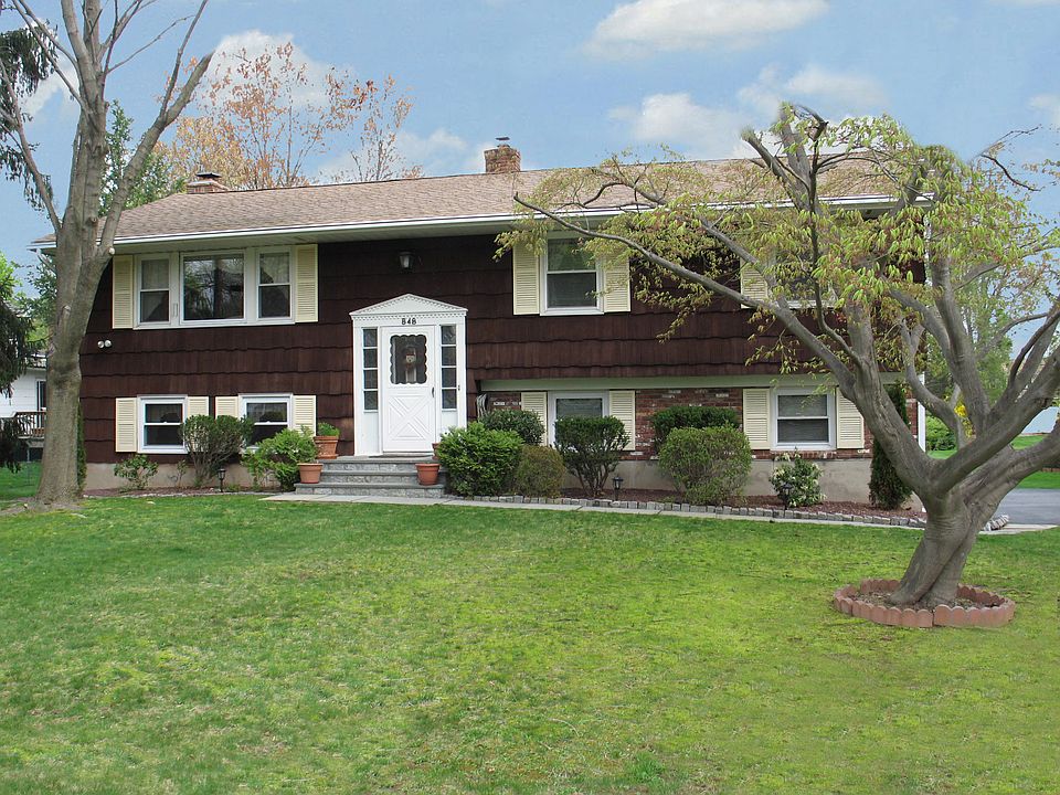 1st image of 848 Fairfield Ct