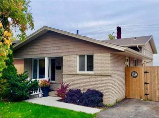 34 Dunsmere Ct, Kitchener, ON N2E1V4