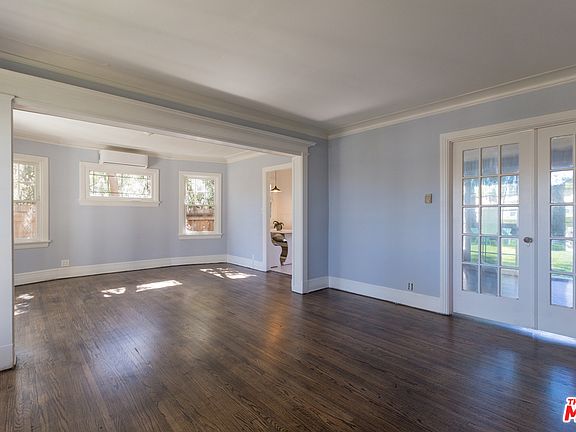 4th image of 3967 Bledsoe Ave