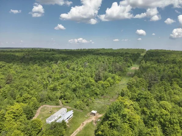 782 Santee Ln, Tunkhannock, PA 18657