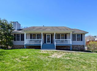 3106 Cedarmeade Dr, Roanoke, VA 24014