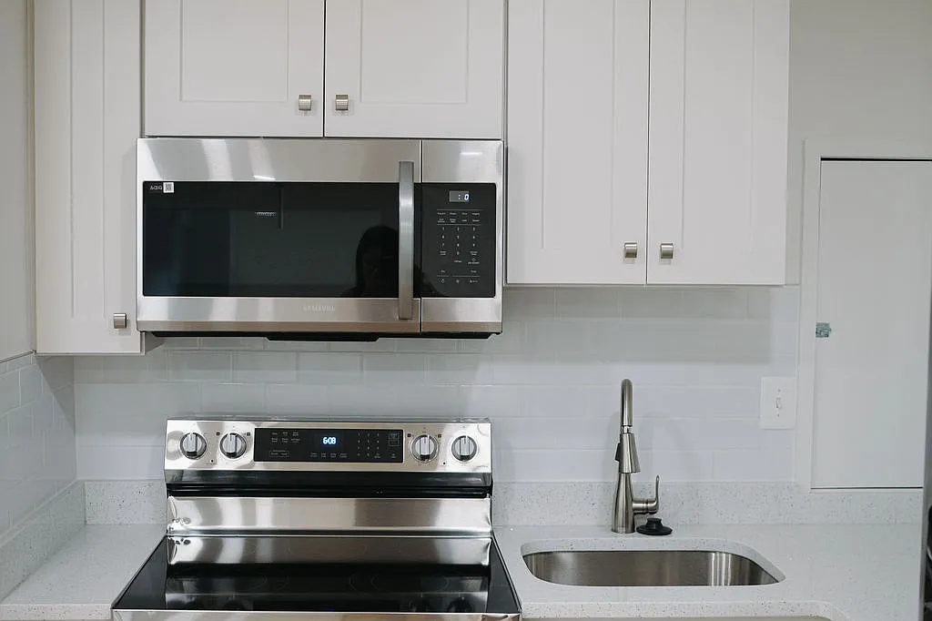 Kitchen - 12078 Stallion Ct