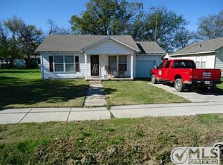 111 S 5th St, Sanger, TX 76266