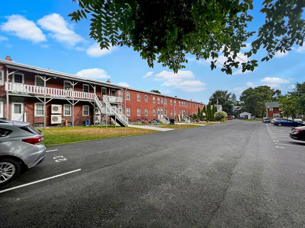 64 Grove St #64, Clinton, MA 01510