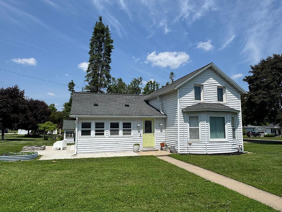 2nd image of 972 Bluff Ave