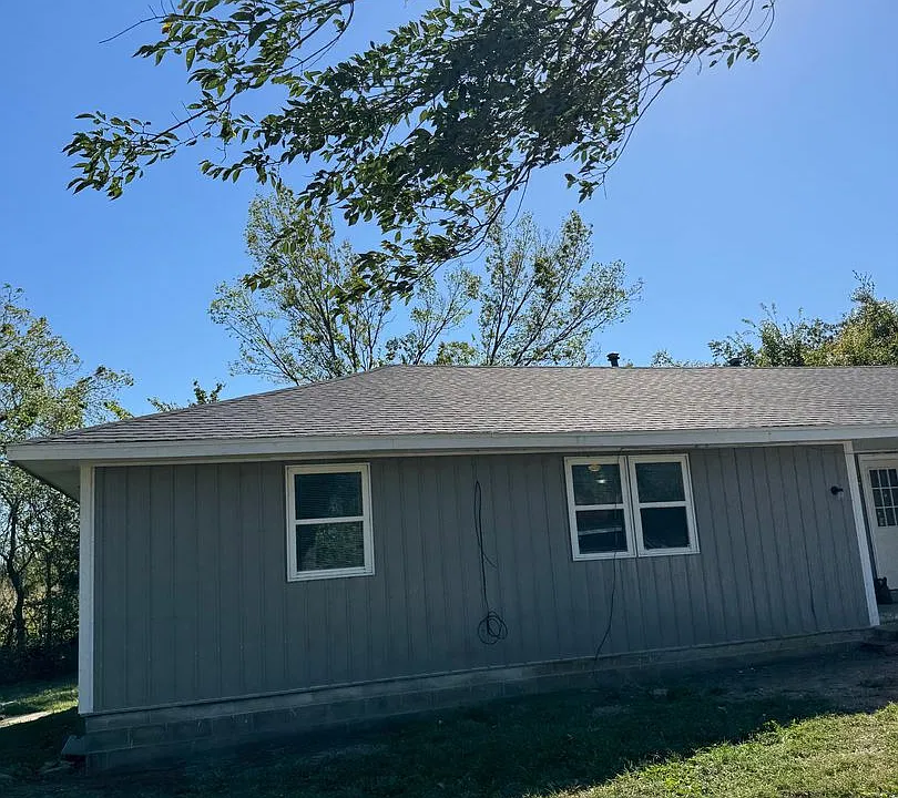 2375 Locust Rd