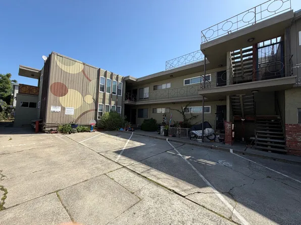 Great 9 unit building, 1531 Alcatraz Ave APT 4, Berkeley, CA 94703