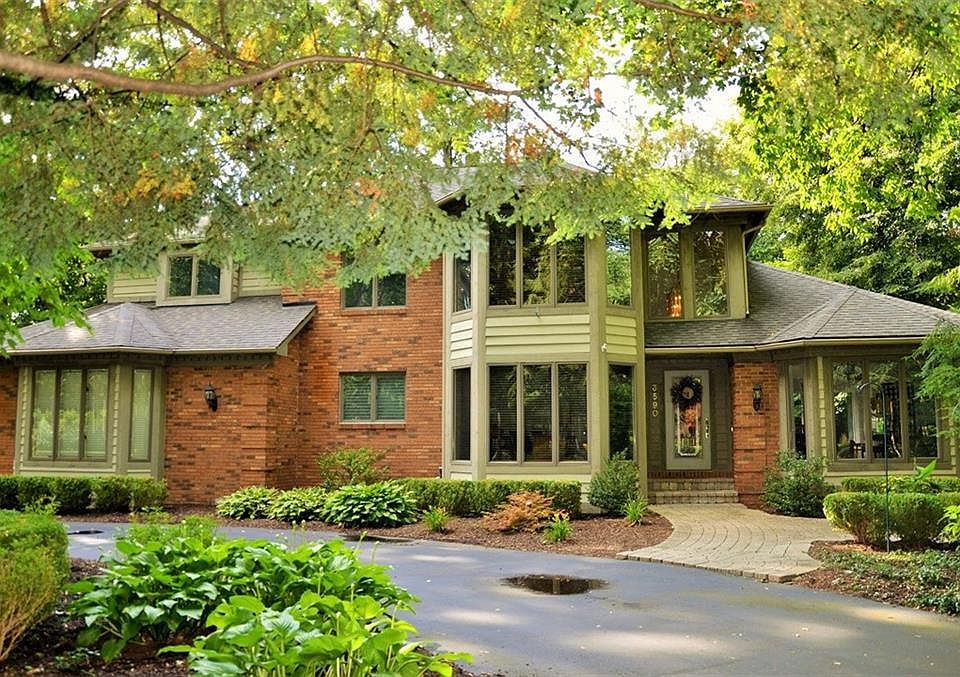 1st image of 3590 Oakleaf Dr