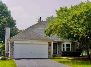 1439 Blue Heron Dr, Crystal Lake, IL