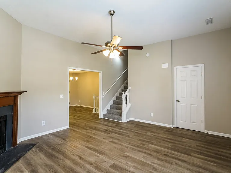 841 Post Oak Dr — Photo 5