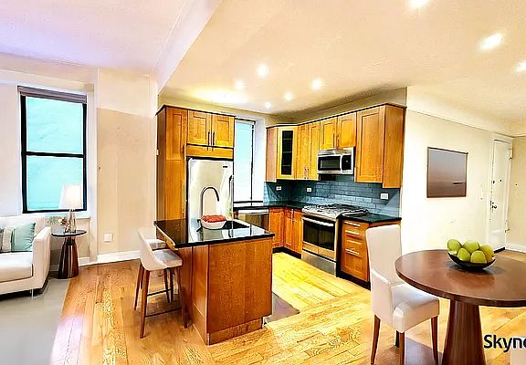 5th image of 884 W End Ave APT 5