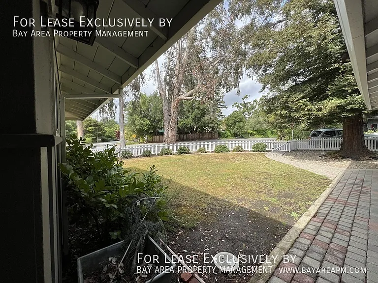 2065 Nassau Dr — Photo 18