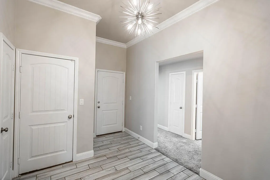 3 bed, 2.0 bath, 1760 sqft, $2,850 — Photo 3