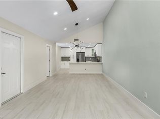17289 Timber Oak Ln, Fort Myers, FL 33908