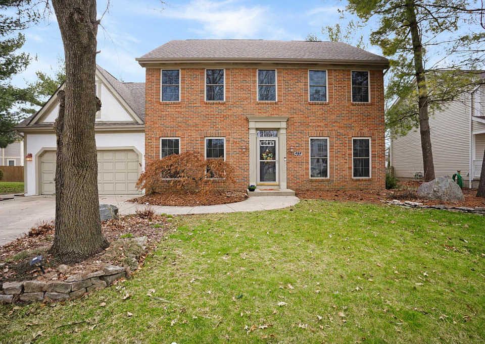 1st image of 585 Peach St