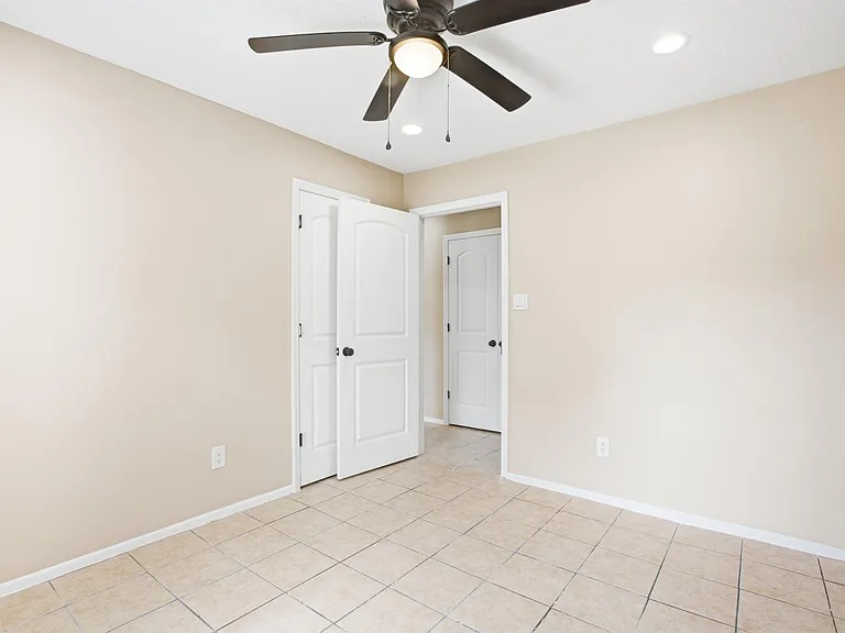 10506 Stockman Ln — Photo 21