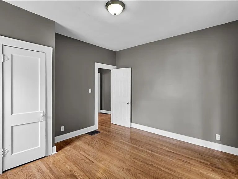 3220 Grant Ave — Photo 18