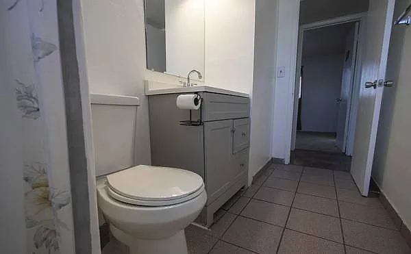 180 E James Dr — Photo 8
