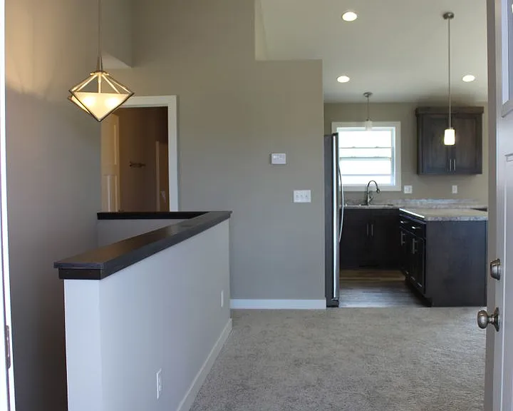 1748 Morning Glory Dr — Photo 3