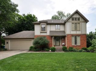 4156 E Oak Knoll St, Springfield, MO 65809