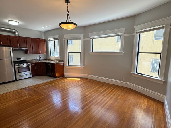 157 Montecito Ave #2