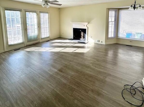 raleigh-north-carolina-443141238 picture