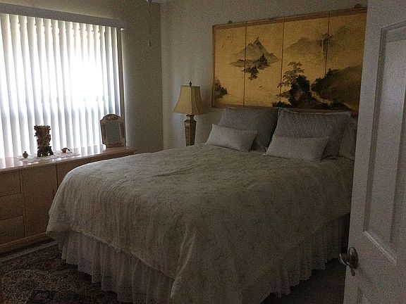 4th image of 2909 SW Mariposa Cir