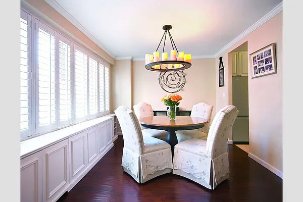 Sold by Stribling | media 18