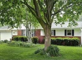 W261S3239 Genesee Rd, Waukesha, WI 53189