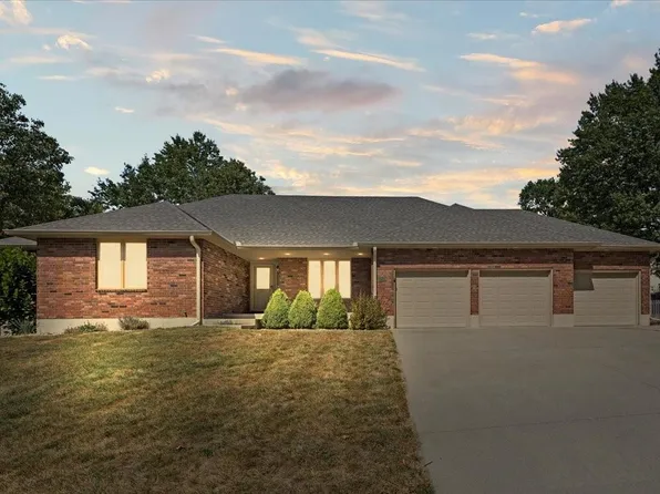 2249 SW Wall St, Blue Springs, MO 64015