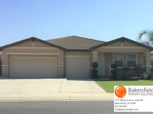 15919 La Strada Ct, Bakersfield, CA 93314