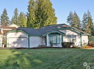 90 E Old Ranch Rd, Allyn, WA 98524