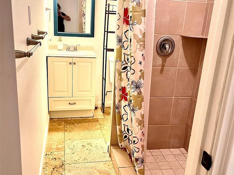 2109 N Red Cedar Cir — Photo 16
