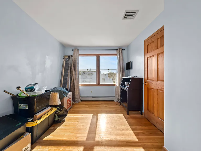 391 Taylor Ave #2 — Photo 13
