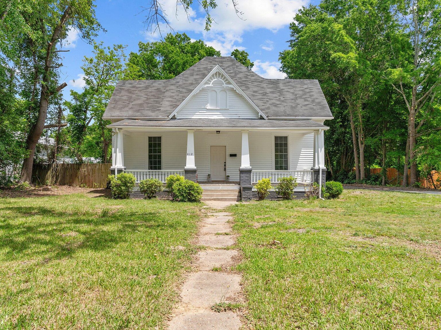 412 Hawkins Ave, Sanford, NC 27330 | Zillow