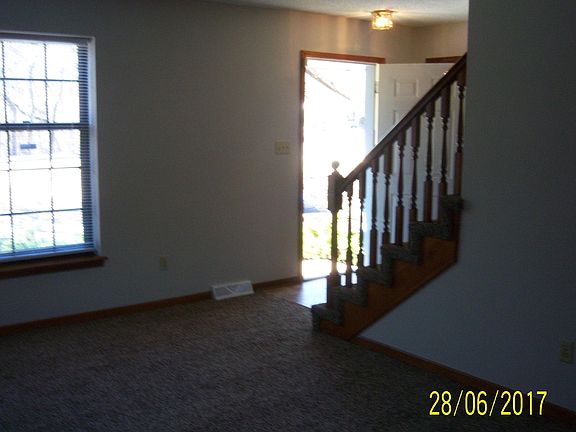 4th image of 9205 Wornall Rd