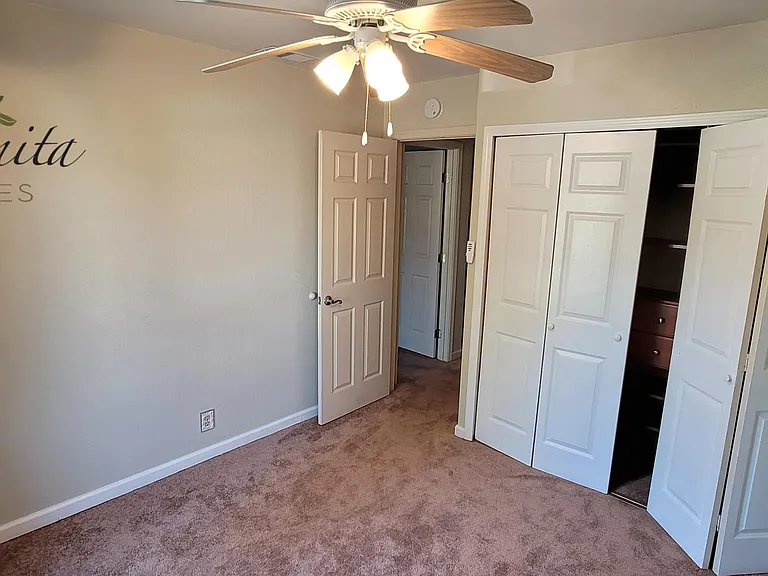 152 Redwood Ave — Photo 21